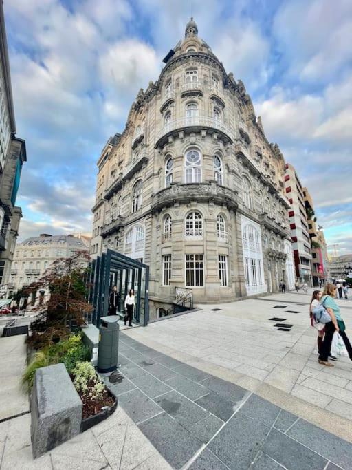 Espectacular Casa Centro De Vigo Villa Luaran gambar